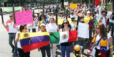 Comunidad venezolana dice a AMLO gracias, pero no