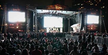Cuarón llama por teléfono a fanáticos en el RomaFest